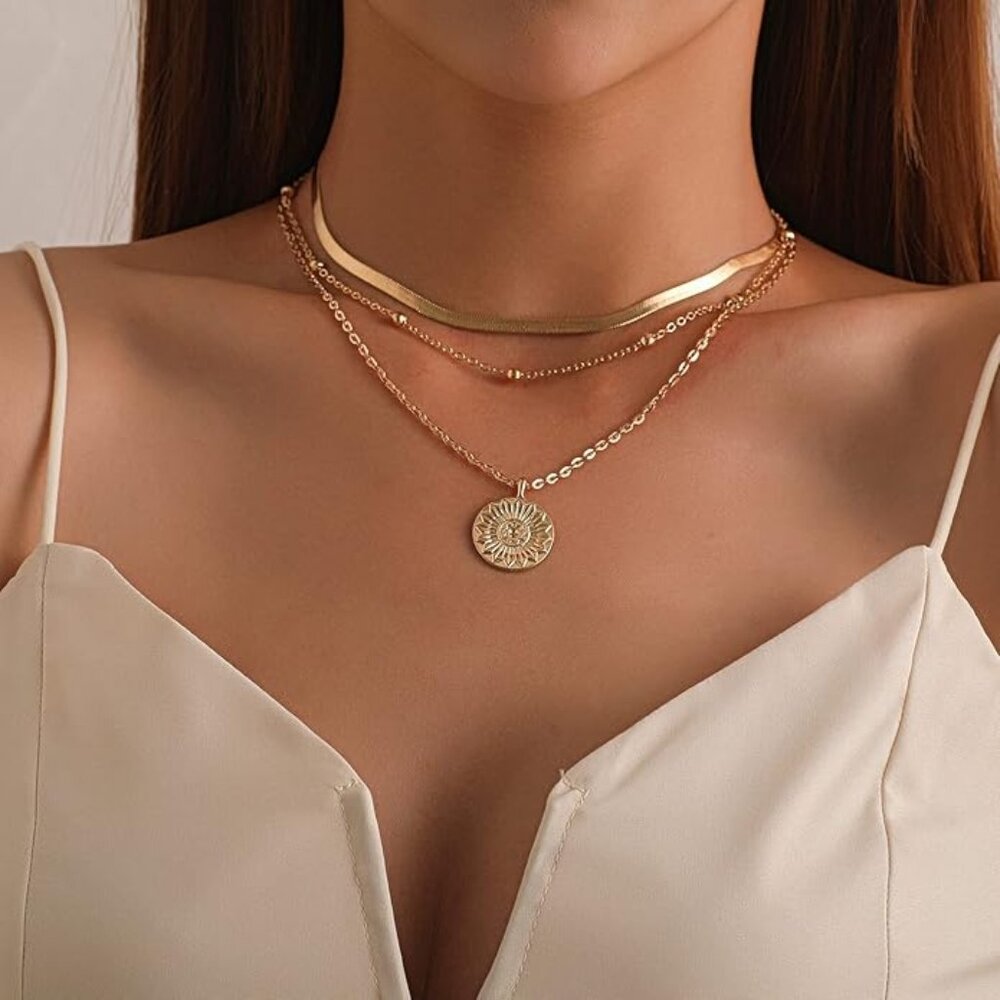Multi-layered chain necklace